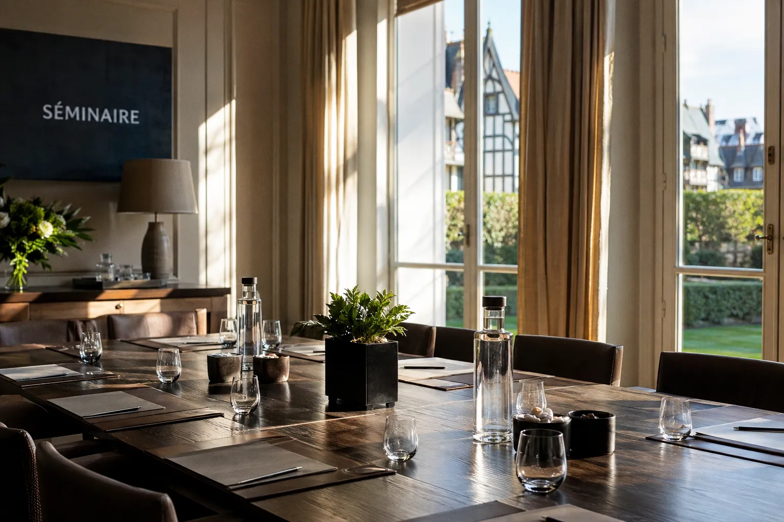 Quand l'hôtellerie de luxe troque la chambre contre l'expérience immersive